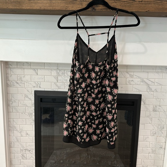 Forever 21 Floral Black and Pink Spaghetti Strap tank - Picture 5 of 6